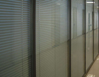 Verticale Zonneblinden tussen het Glas, Correcte/Warmteisolerende Zonneblinden tussen Glas